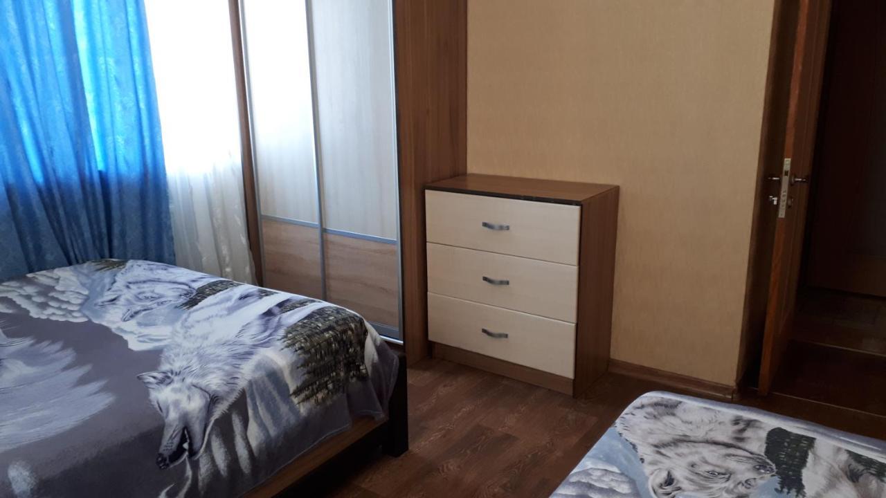 2 Комн. 5 Мест, 10 Мин. До Центра Apartment Kropyvnytskyi Luaran gambar